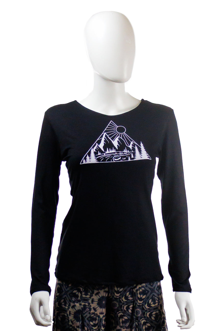 Black Long-Sleeved Mountain Air Top